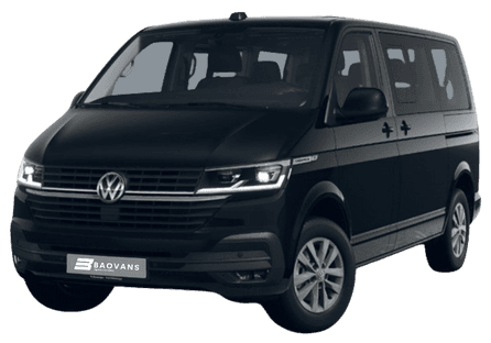 Furgoneta de 9 plazas Volkswagen Caravelle en alquiler en Barcelona centro — BaoVans